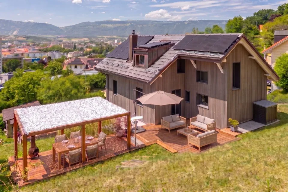 Elegante proprietà familiare con vista libera sul Giura – foto 11 di 11