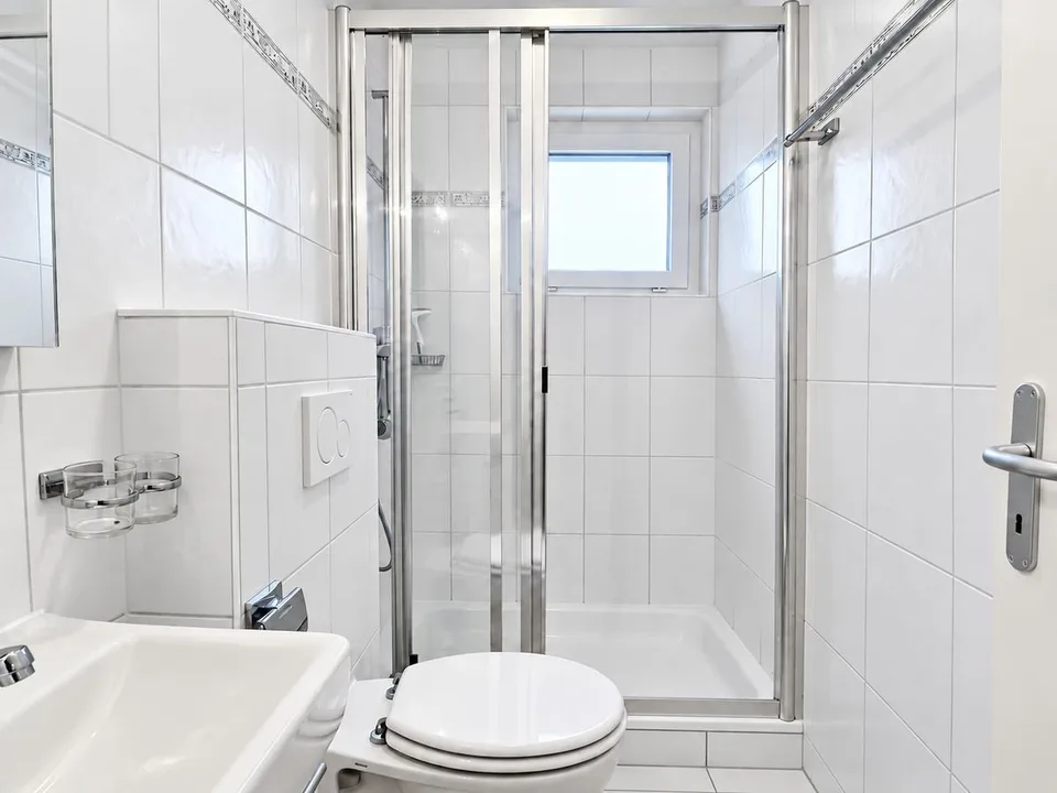 Bright 4.5-room apartment with unobstructed view – photo 7 of 8