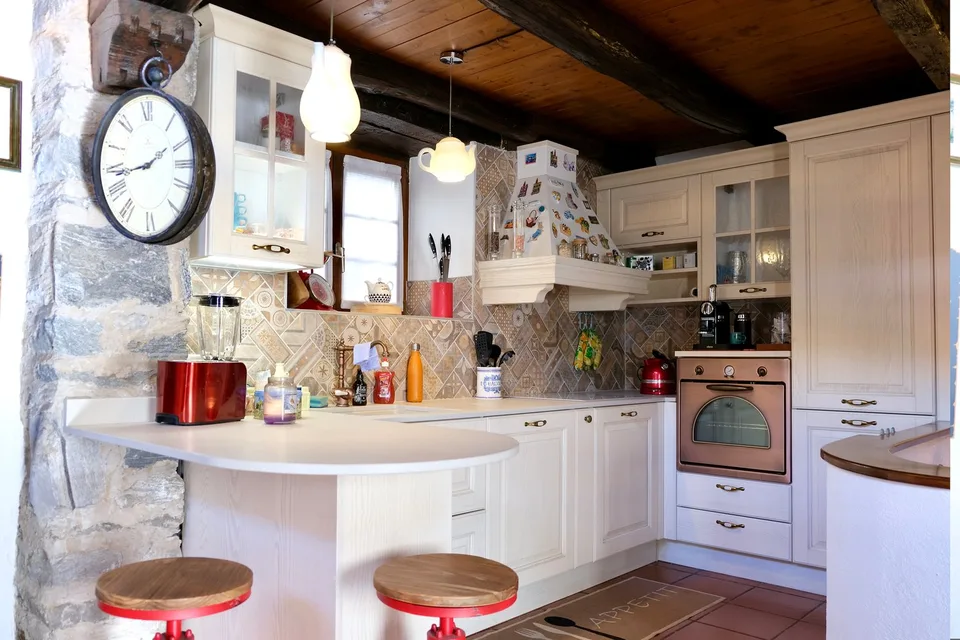 Bright charming house in Gordola in residential area. – photo 12 of 18