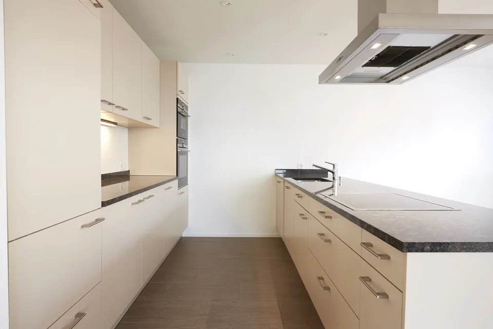 Helle Wohnung mit gemütlichem Gartensitzplatz – Foto 4 von 10