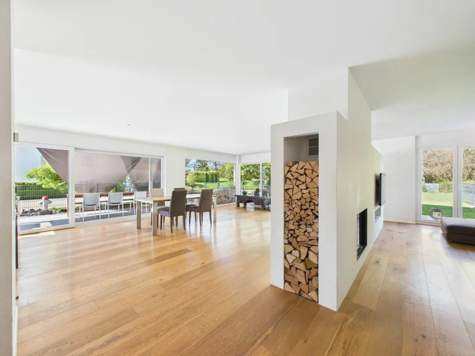 VIVERE SPazioso CON GIARDINO SOLEGGIATO SULL'ORLO DEL BOSCO – foto 3 di 10