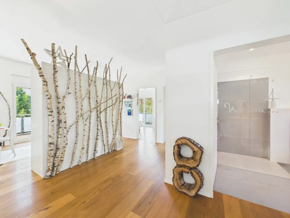 VIVERE SPazioso CON GIARDINO SOLEGGIATO SULL'ORLO DEL BOSCO – foto 7 di 10