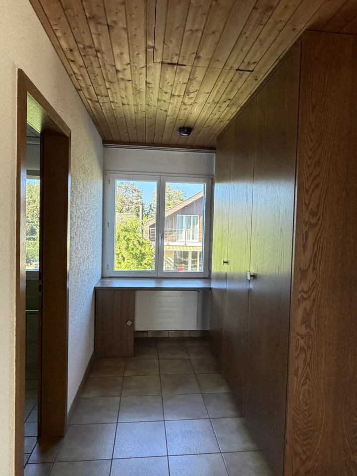 Spacieuse maison unifamiliale de 7,5 pièces avec options et environnement bien entretenu – photo 21 sur 22