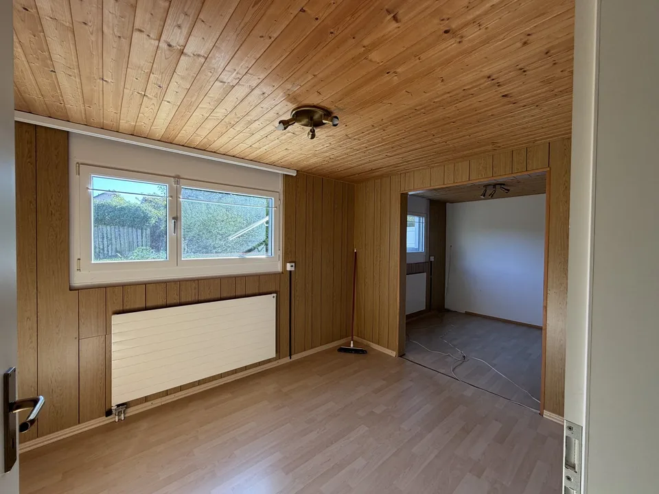 Spacieuse maison unifamiliale de 7,5 pièces avec options et environnement bien entretenu – photo 8 sur 22