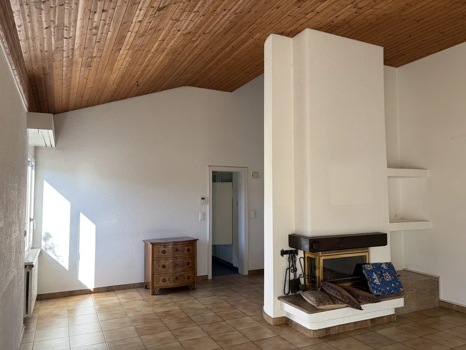 Spacieuse maison unifamiliale de 7,5 pièces avec options et environnement bien entretenu – photo 11 sur 22