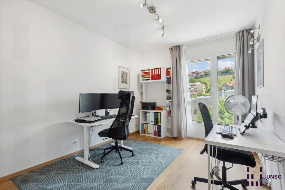 Romont, gegenüber dem Bahnhof: 3.5 Zimmer zu vermieten, ideal für erste Investition – Foto 6 von 11