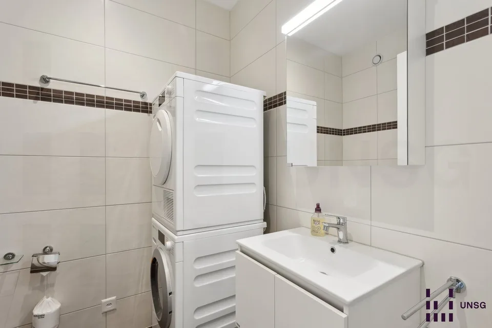 Romont, gegenüber dem Bahnhof: 3.5 Zimmer zu vermieten, ideal für erste Investition – Foto 8 von 11