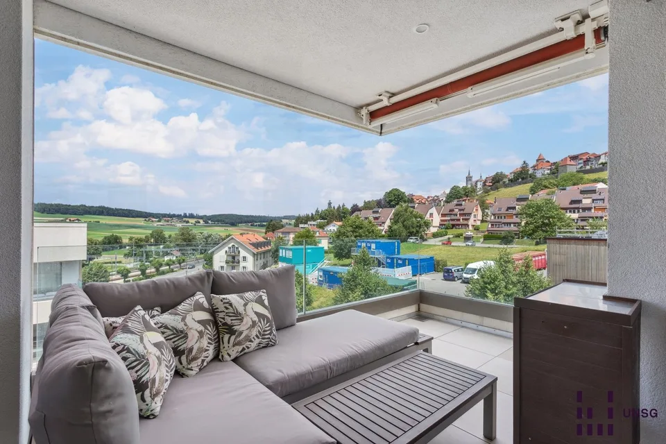 Romont, gegenüber dem Bahnhof: 3.5 Zimmer zu vermieten, ideal für erste Investition – Foto 9 von 11
