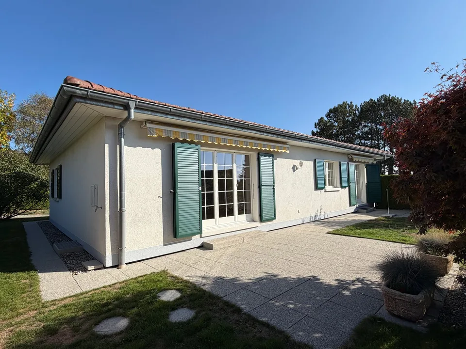 Charmante maison individuelle de 4.5 pièces à Onnens FR – photo 2 sur 14