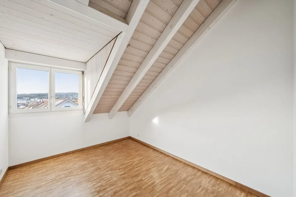 Appartamento luminoso e moderno con ampio balcone in posizione attraente – foto 6 di 12