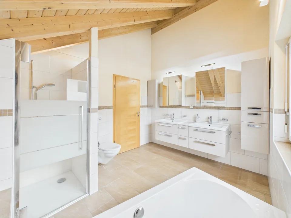 Une maison avec du caractère. Une vue pour rester. – photo 8 sur 9