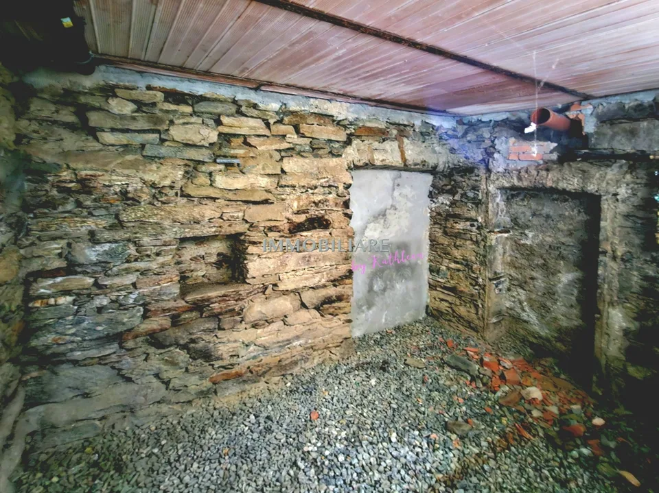 PER ARTIGIANI: Casa da ristrutturare - Tessiner Haus zum Sanieren – Foto 11 von 13