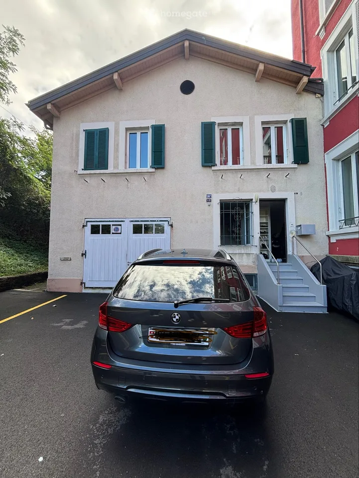 Wohnung mit 5 Zimmern in einem Einfamilienhaus – Foto 3 von 5
