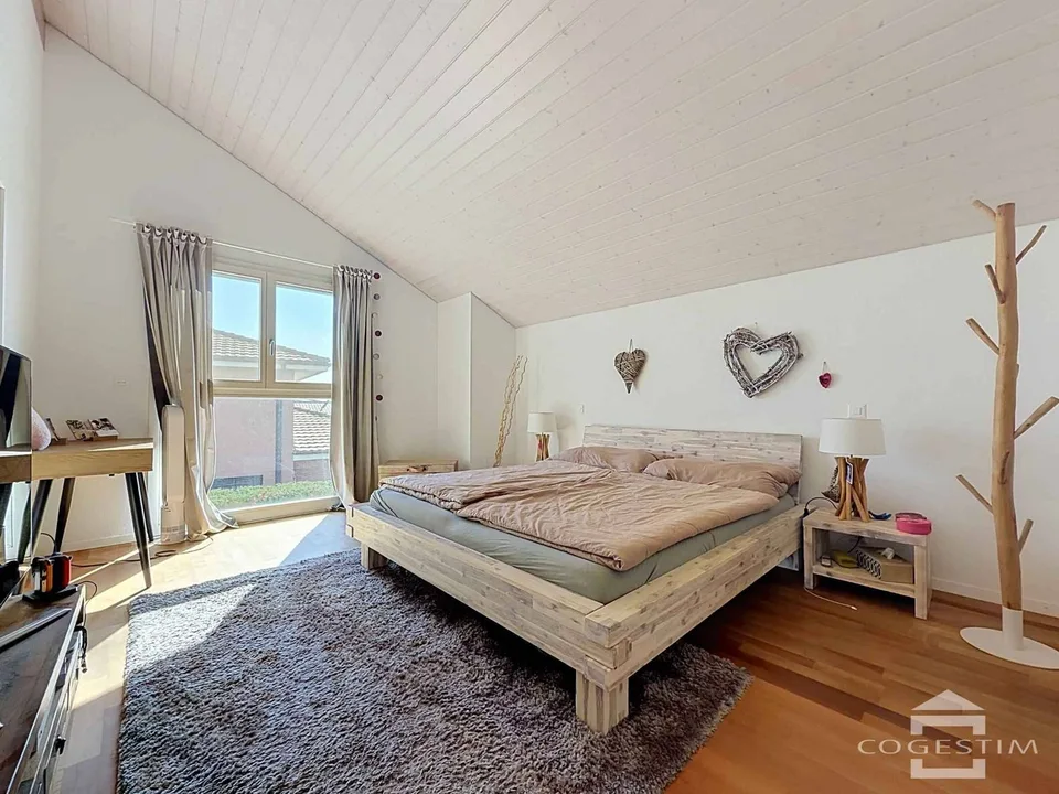 Familienvilla mit 5,5 Zimmern, Terrasse und Garten – Foto 6 von 13
