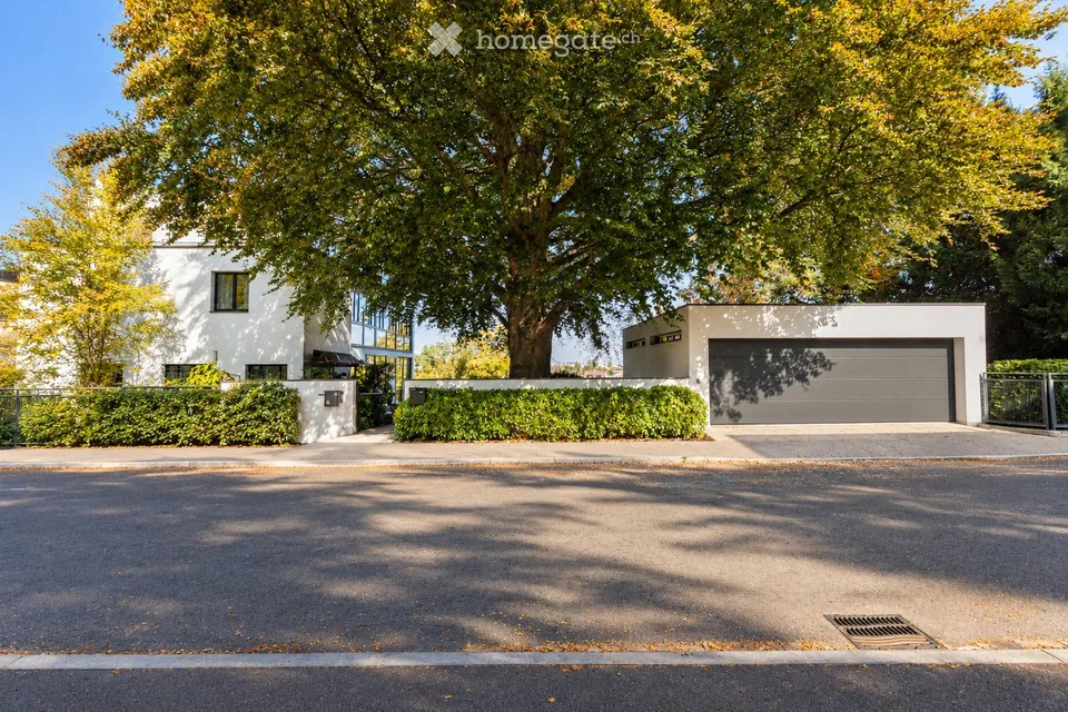 Wohntraum mit separatem Garagengebäude – Foto 3 von 4