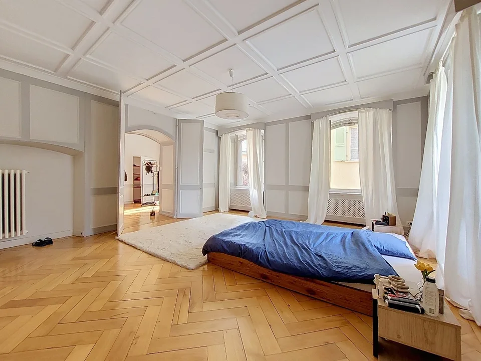 Sion, maison historique au cœur de la vieille ville composé de 5 appartements et 2 bureaux – photo 22 sur 30