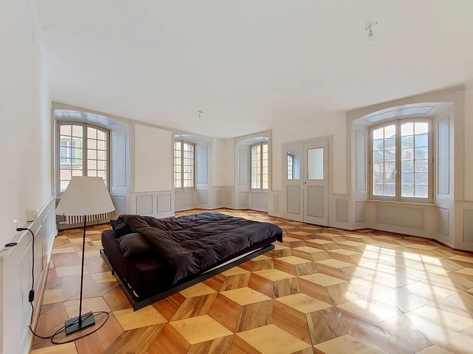 Sion, maison historique au cœur de la vieille ville composé de 5 appartements et 2 bureaux – photo 11 sur 30