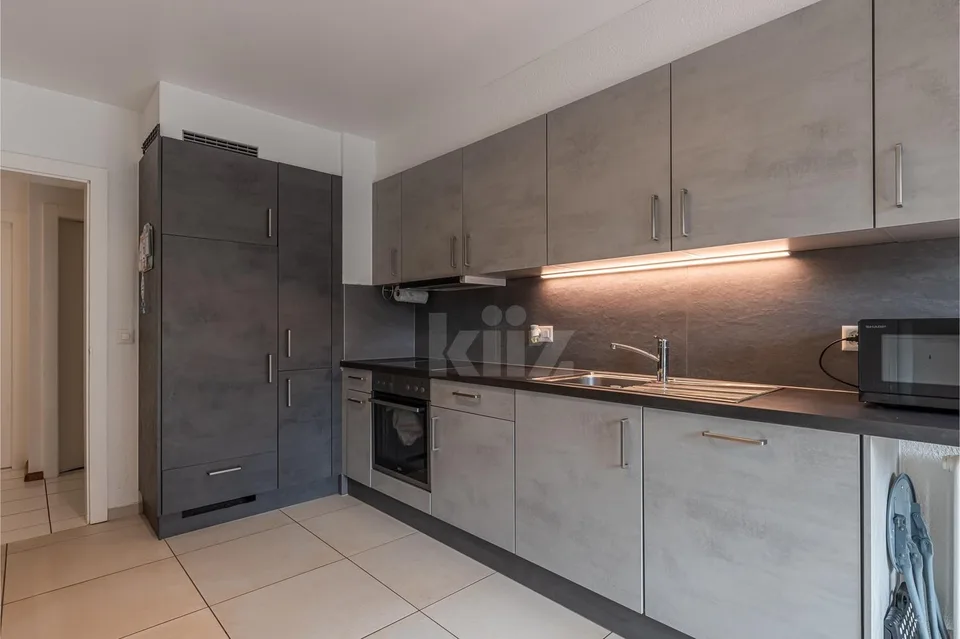Bel appartement traversant avec balcon et vue dégagée – photo 5 sur 13