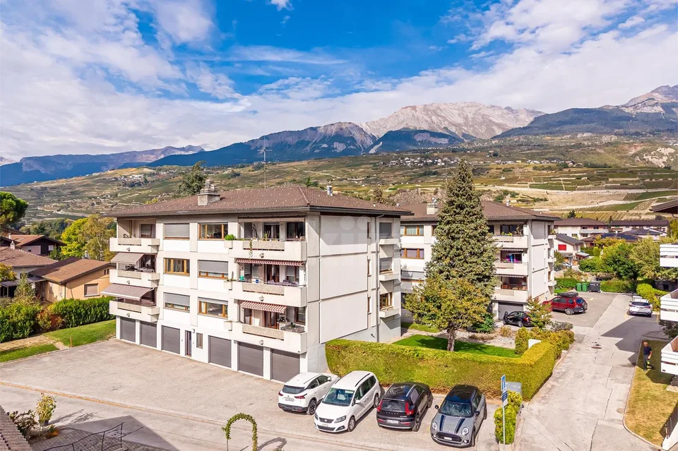 Bel appartement traversant avec balcon et vue dégagée – photo 12 sur 13