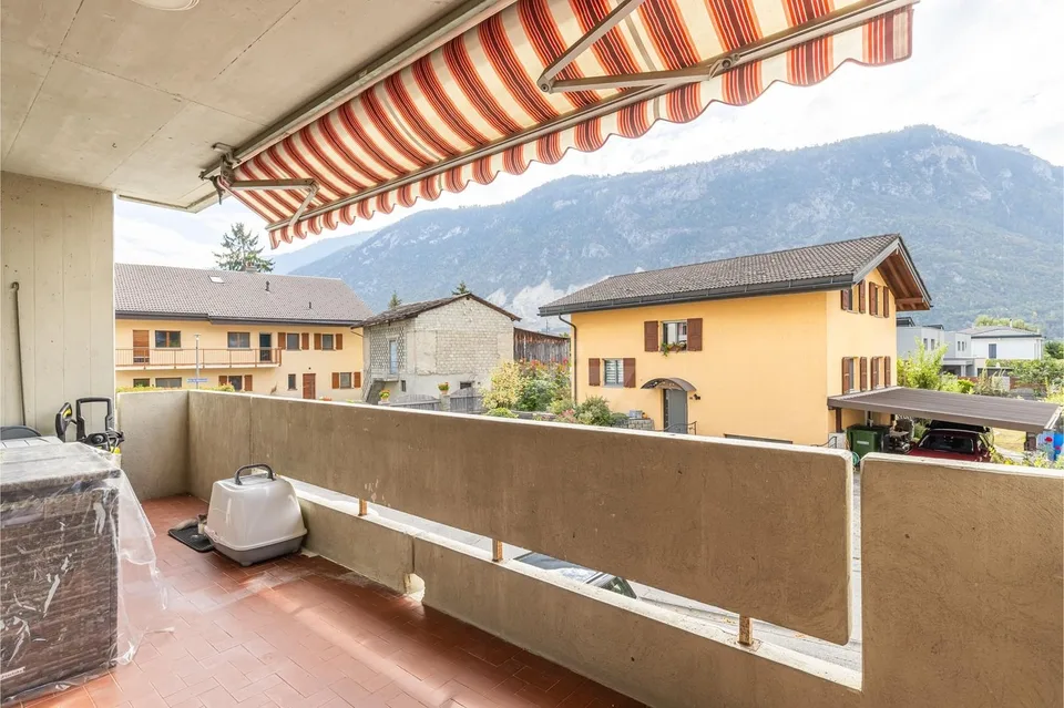Bel appartement traversant avec balcon et vue dégagée – photo 11 sur 13