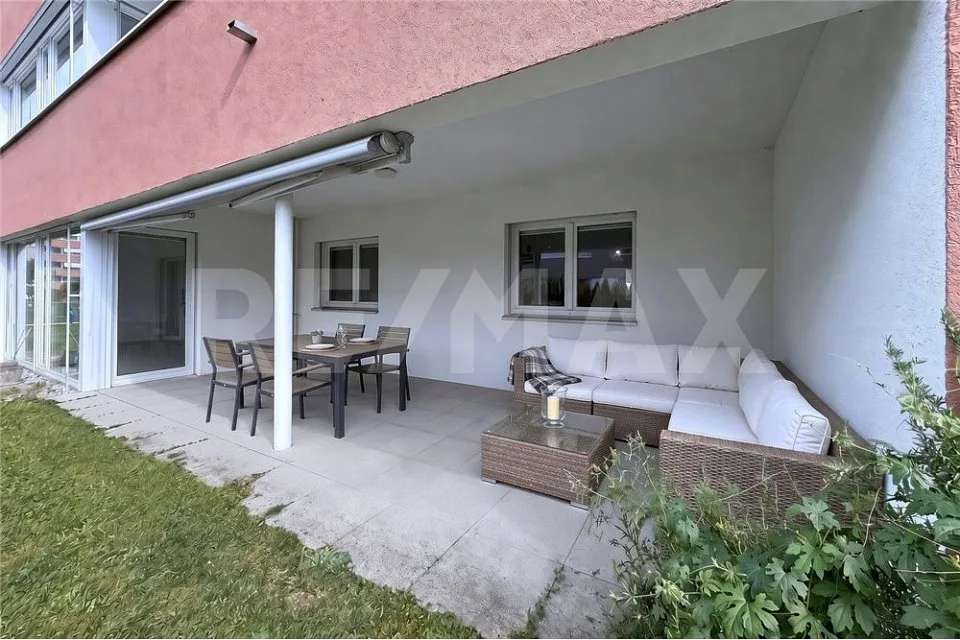 Wohnen mit Gartengefühl moderne 3½-Zimmer-Erdgeschosswohnung mit grosszügigem Aussenbereich – Foto 10 von 12