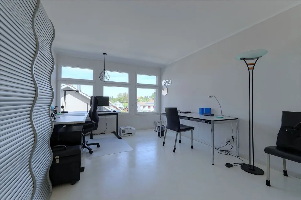 Appartement attique exclusif et ultra-moderne de 5½ pièces avec grande terrasse – photo 10 sur 13
