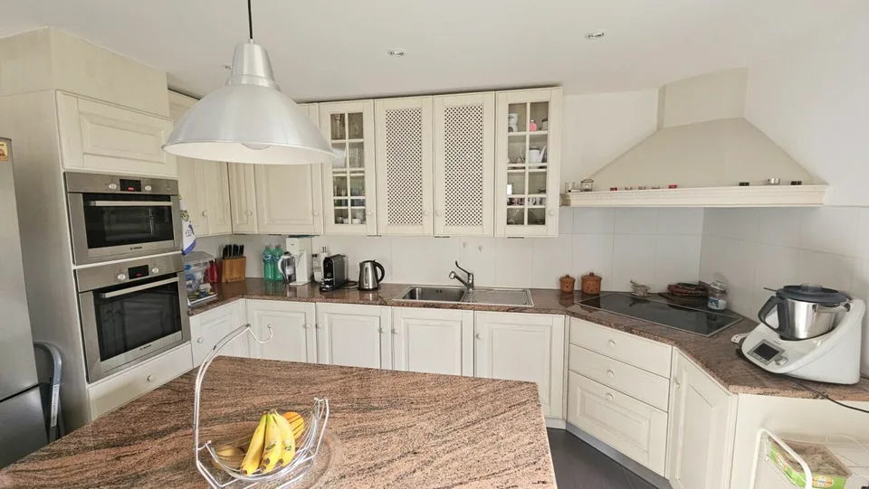 Spacious 5.5-room single-family house in Osogna – photo 9 of 18