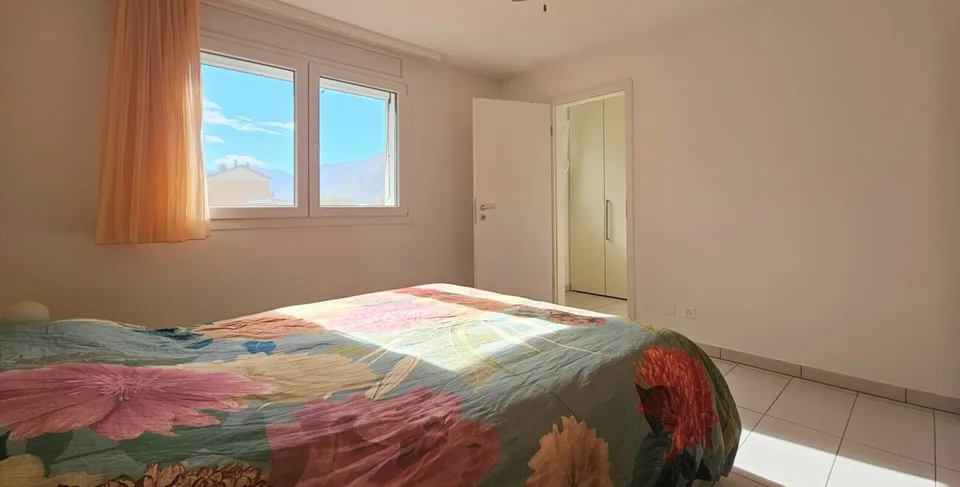 Spacious 5.5-room single-family house in Osogna – photo 12 of 18