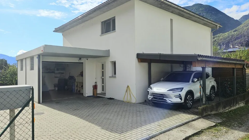 Spacious 5.5-room single-family house in Osogna – photo 3 of 18