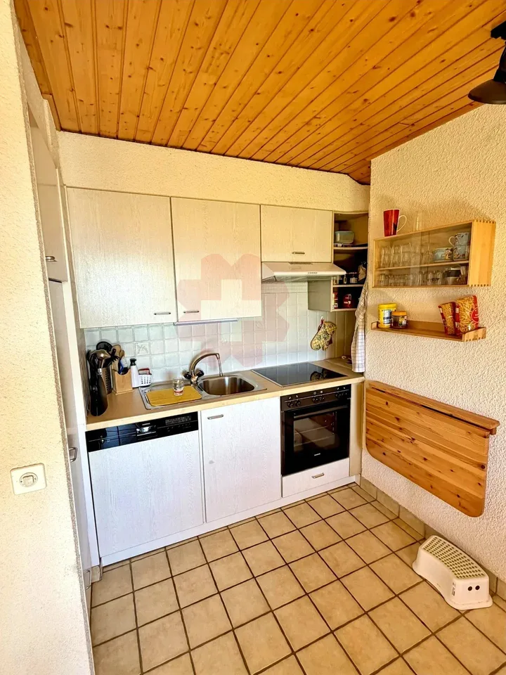 Charmantes 2.5-Zimmer-Dachwohnung in Les Mosses mit außergewöhnlicher Aussicht – Foto 7 von 13