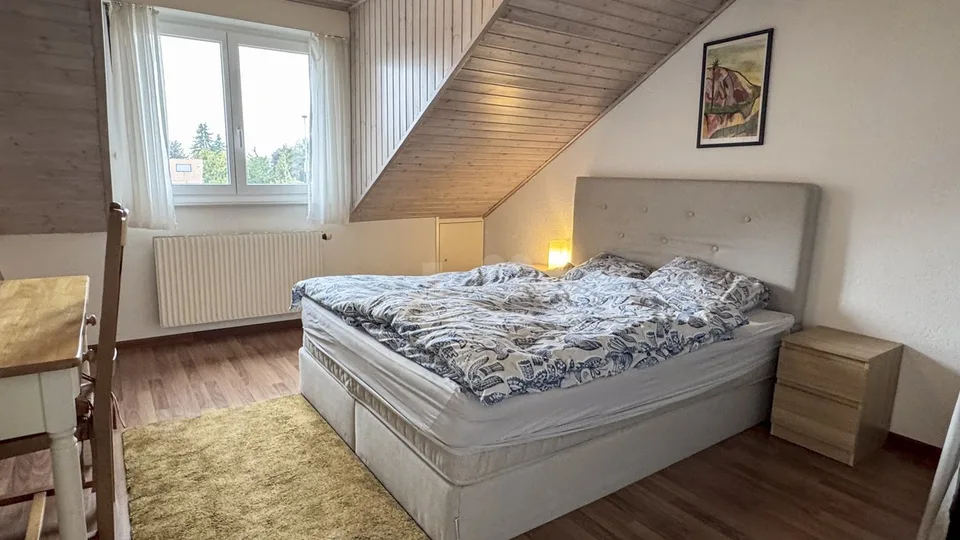 Schönes modernes Apartment mit Terrasse – Foto 7 von 13