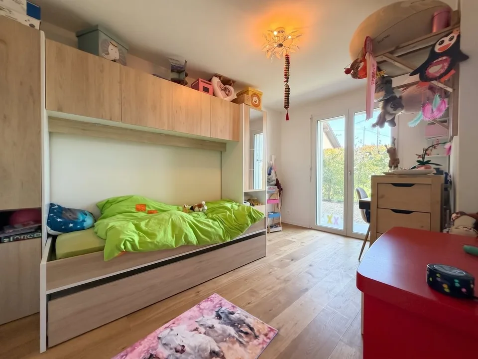 BAVOIS, appartement 5.5 pièces traversant et lumineux! – photo 4 sur 11