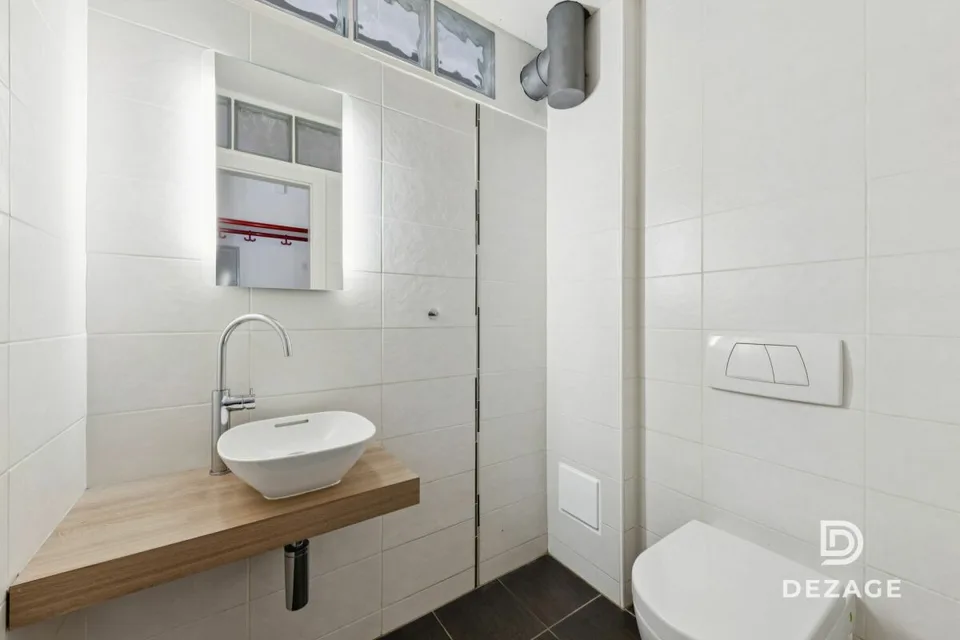 Ampio appartamento con potenziale per 5,5 locali, nel cuore del villaggio! – foto 10 di 13