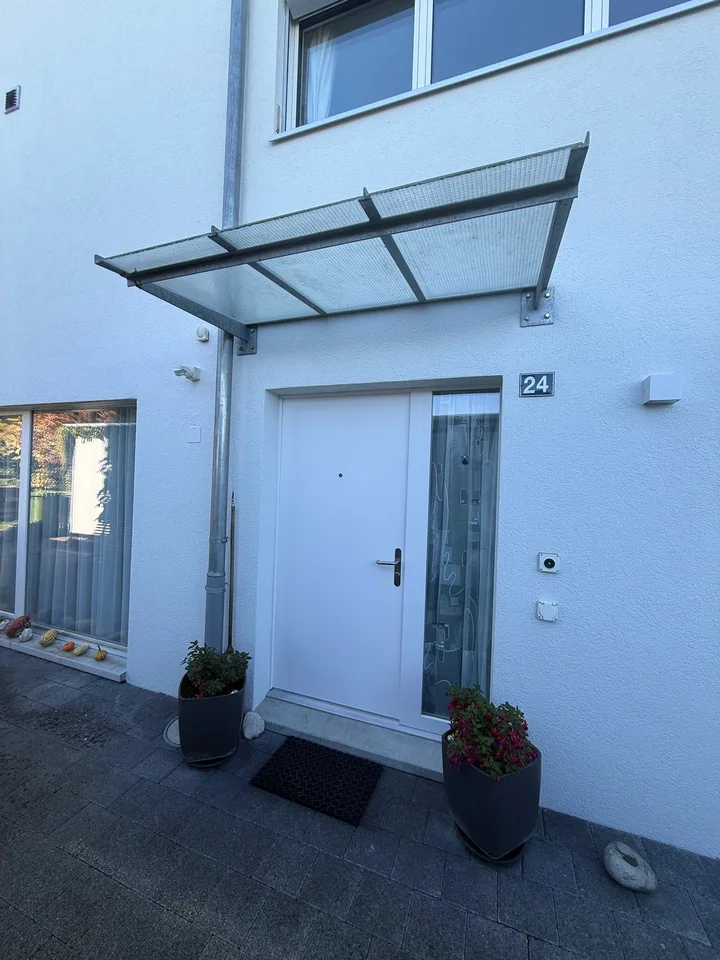 Maison de rang de 5,5 pièces à Niederscherli – ensoleillée + conviviale pour les enfants – photo 2 sur 29