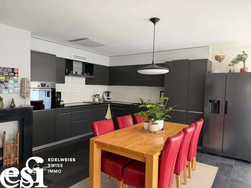 Splendide appartement minergie de 4.5 pces avec terrasse-jardin à Collombey – photo 3 sur 10