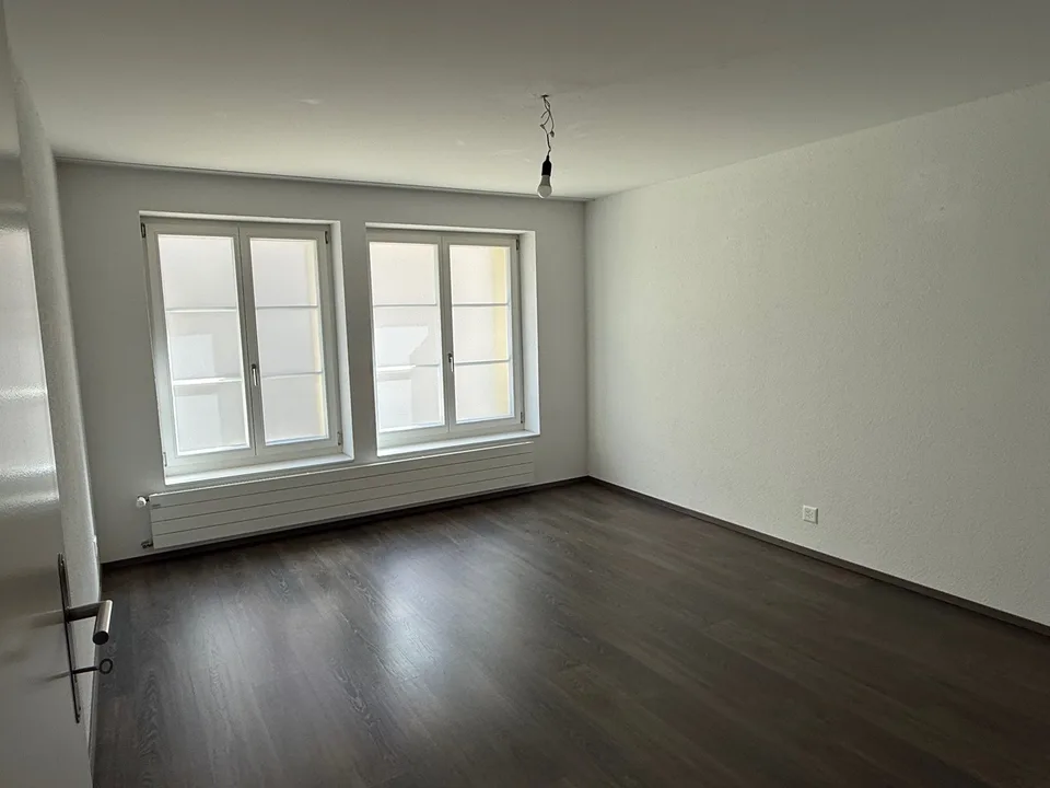 Charmante 3.5-Zimmer-Wohnung an zentraler Lage in Burgdorf – Foto 3 von 18