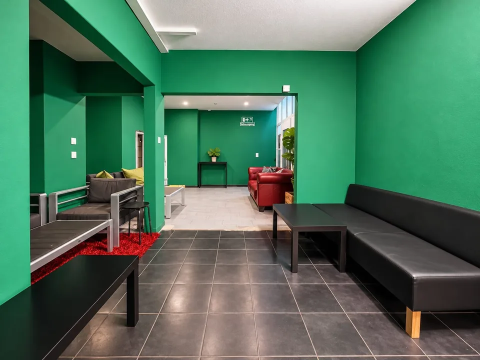 Emplacement idéal pour votre nouveau bar – photo 2 sur 4