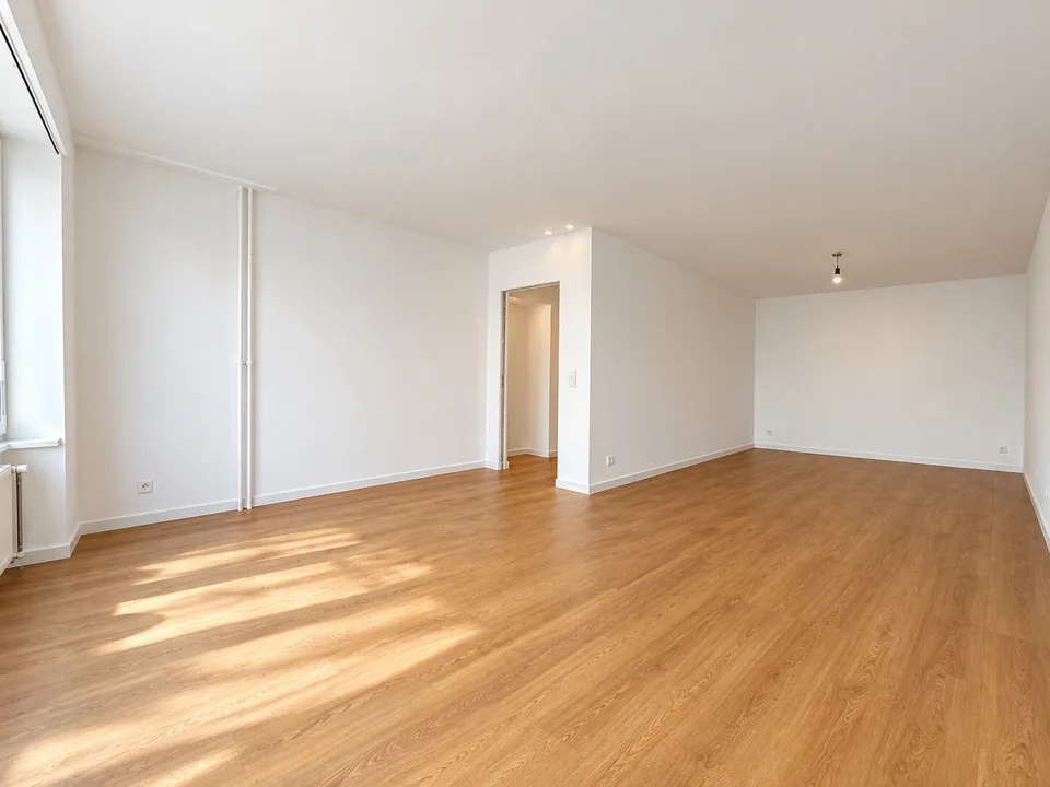 Moderne, rénovée au rez-de-chaussée – photo 5 sur 6