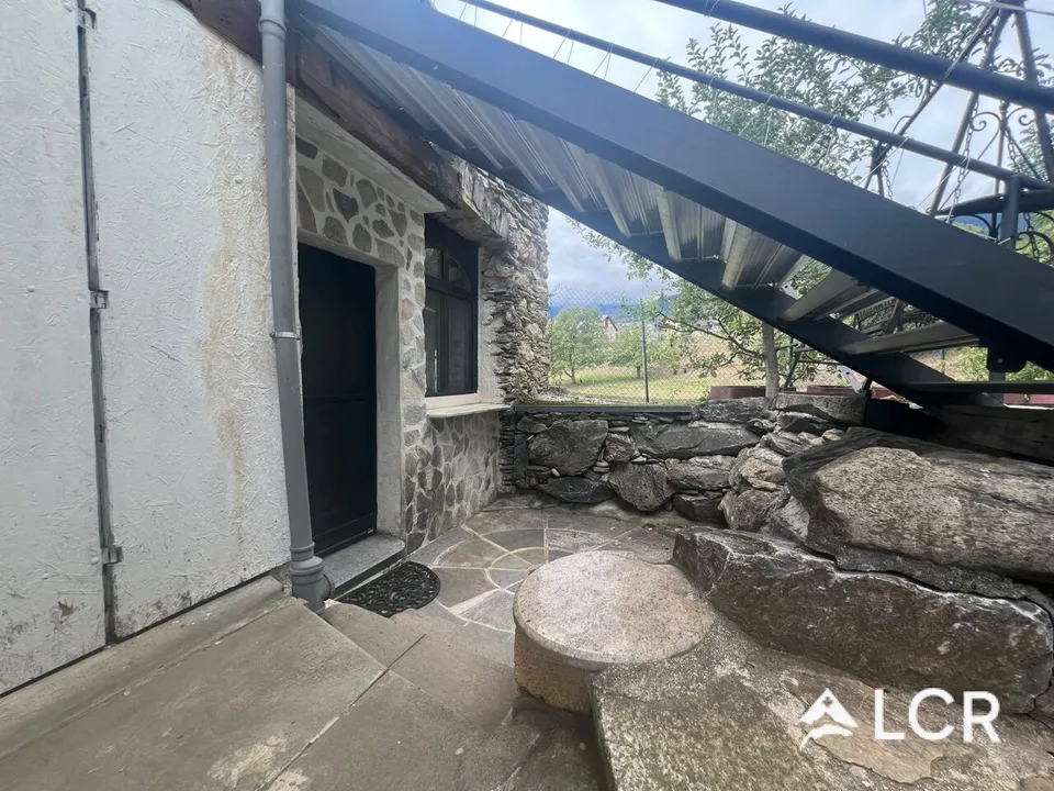 Bello appartamento atipico a Saviese / 3 camere da letto / 1 bagno / 1 balcone / 3 posti auto / 1 casotto – foto 6 di 11