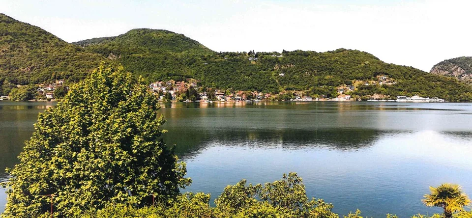 Villa mit Seeblick in Morcote – Foto 2 von 5