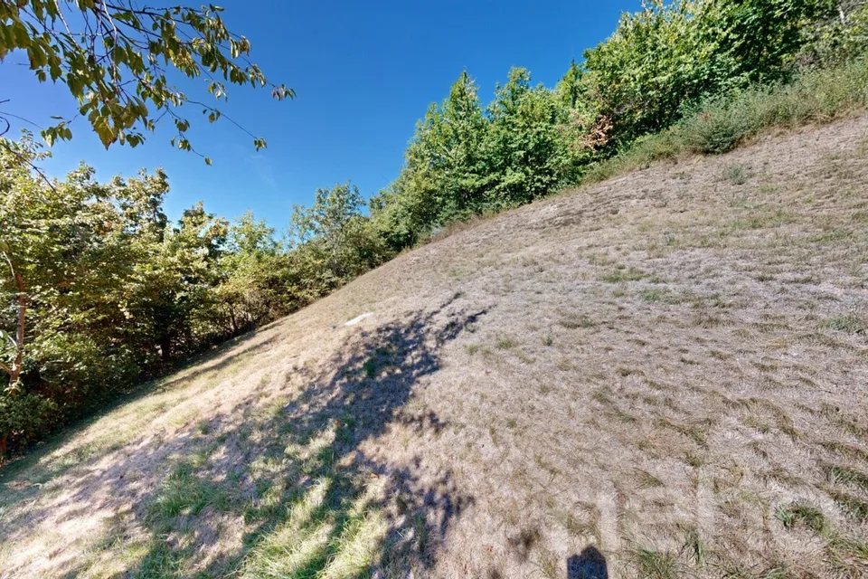 Superbe terrain constructible de 893 m² à Flanthey (Lens) – photo 5 of 12