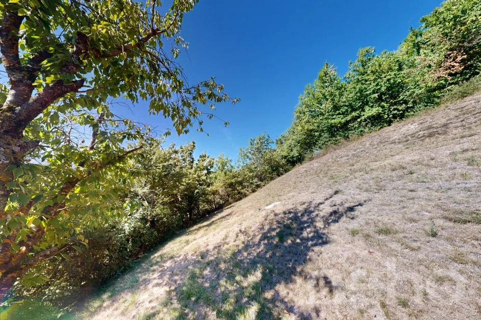 Superbe terrain constructible de 893 m² à Flanthey (Lens) – photo 9 of 12
