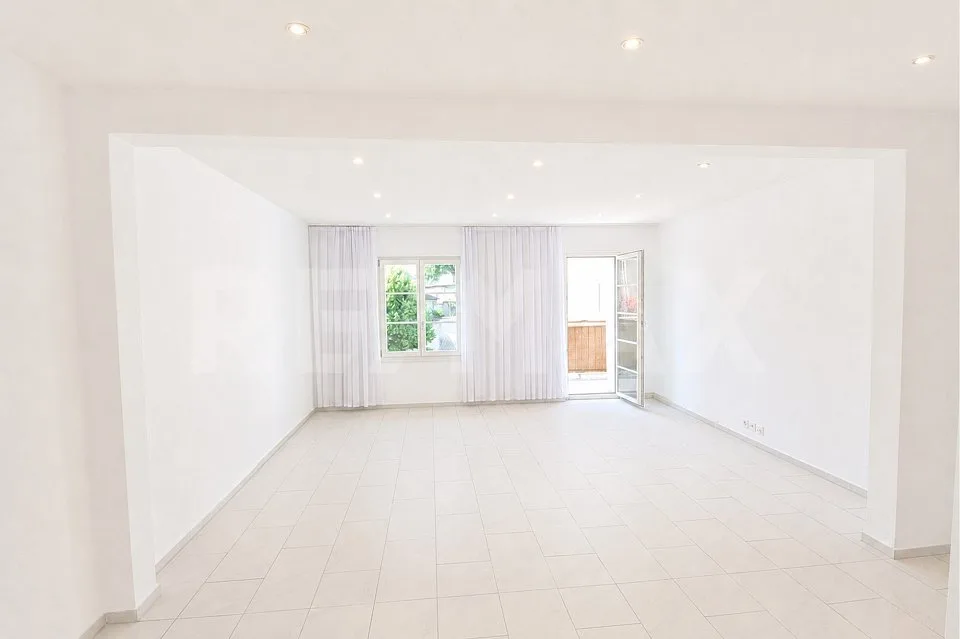 Casa di tre famiglie: utilizza l'appartamento maisonnette tu stesso e trarre profitto da due appartamenti affittati! – foto 5 di 13