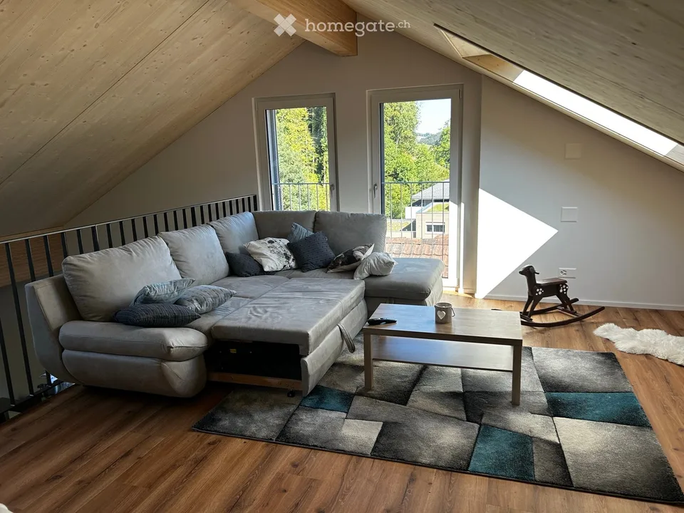 Schöne 4.5 Zimmer Dachwohnung – Foto 3 von 5