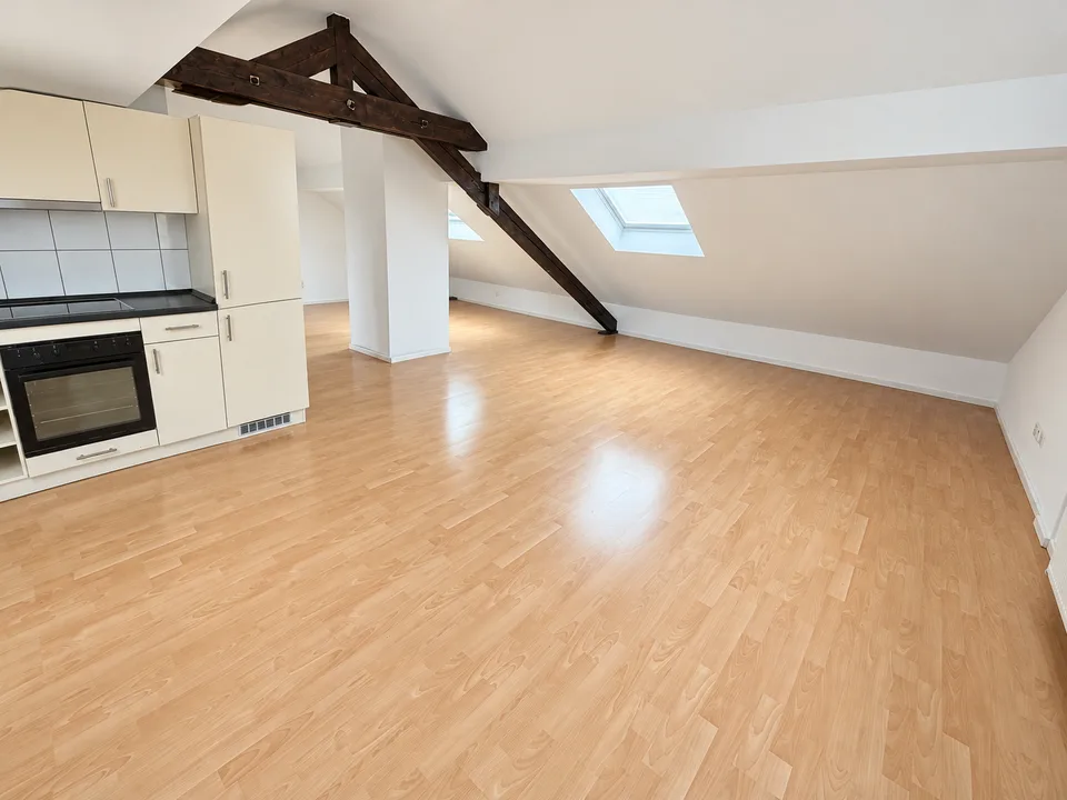 2.5-Zimmer-Dachwohnung in Biberist – Foto 2 von 5