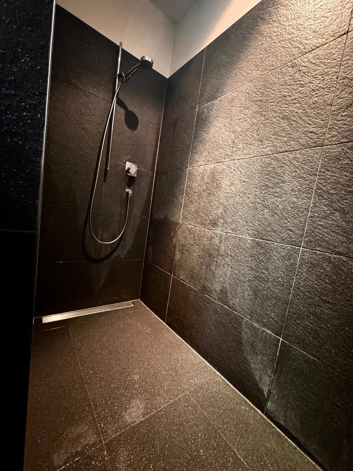 Parterrewohnung / Einliegerwohnung mit grossem Sitzplatz, Nähe Bahnhof – Foto 11 von 11