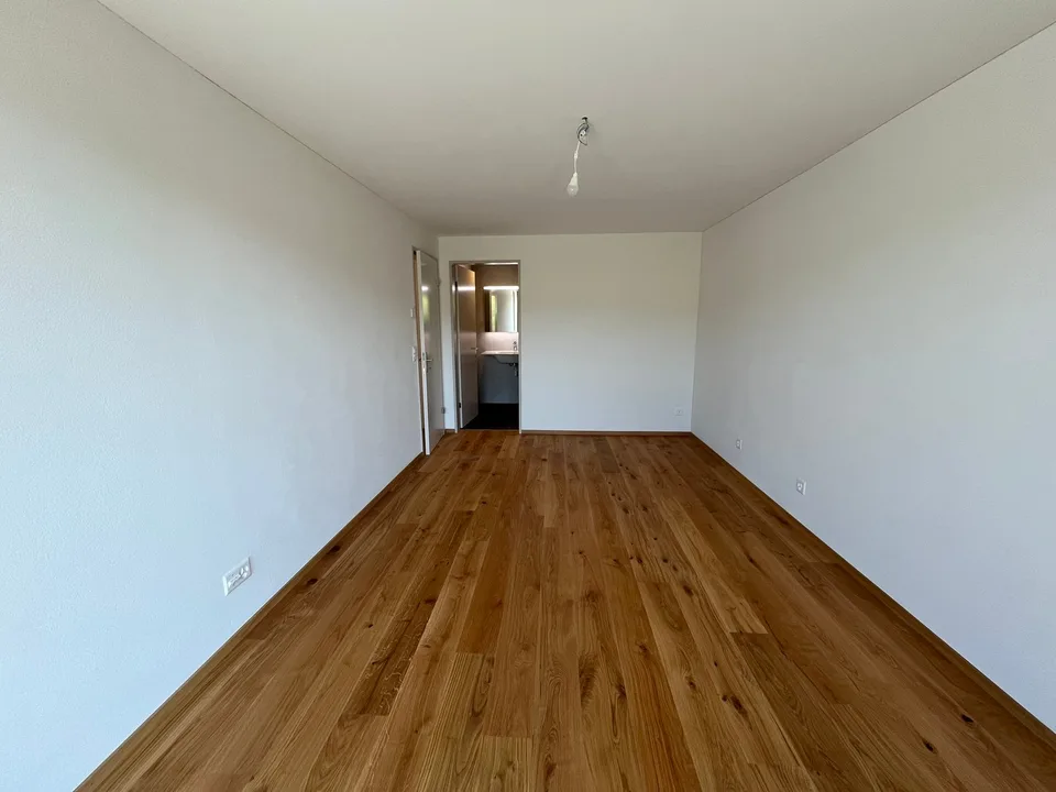 Appartement moderne de 4,5 pièces avec grande terrasse – photo 11 sur 11