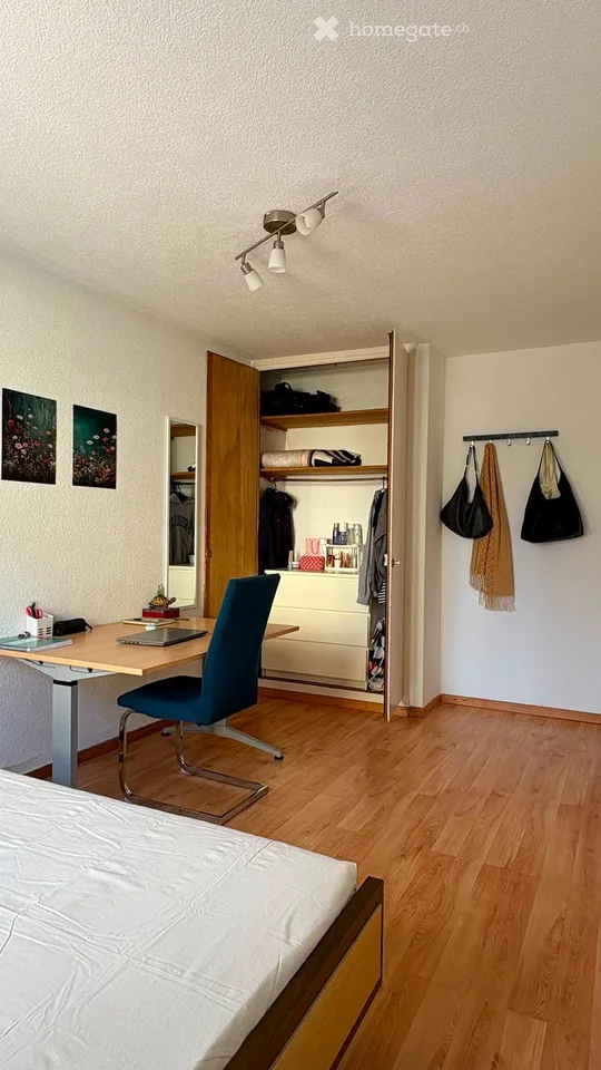 Zimmer in einer Wohngemeinschaft – Foto 4 von 5