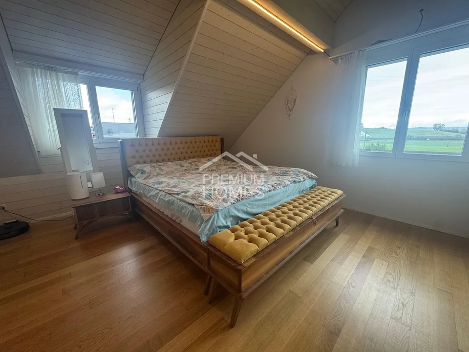 5.5 Zimmer Einfamilienhaus in Gundetswil – Foto 3 von 10