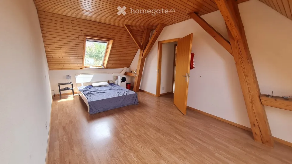 3,5-Zimmer-Duplex mit Garten in renoviertem Bauernhof – Foto 2 von 5